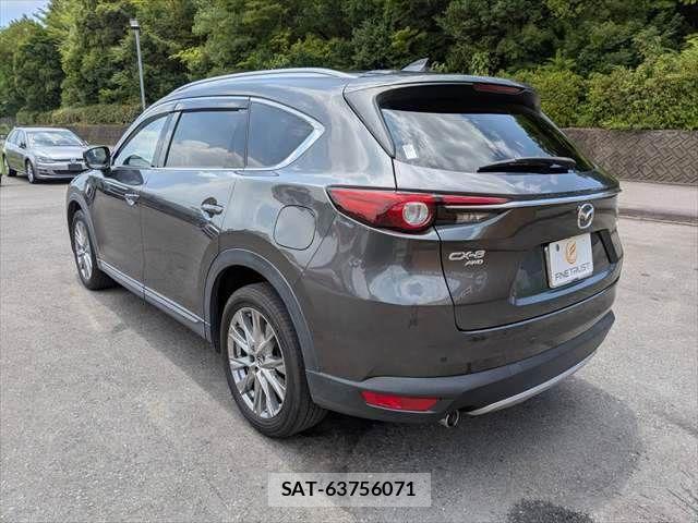 Mazda CX-8 2018-01 8035190-24