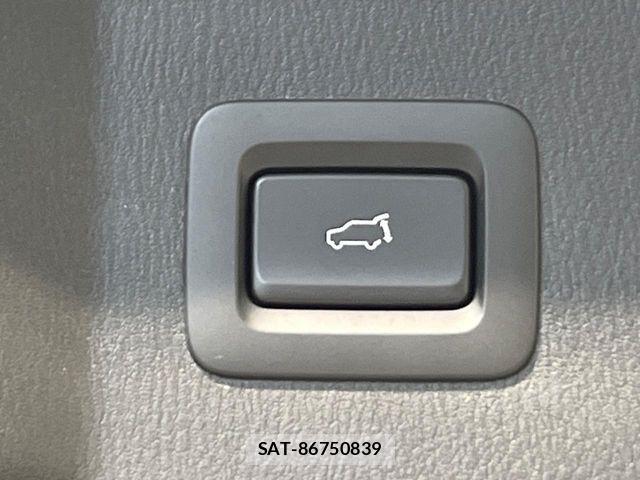 Mazda CX-8 2022-04 8035188-5