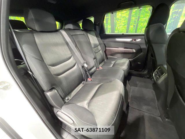 Mazda CX-8 2018-04 8073499-8