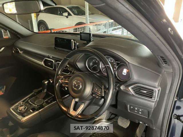 Mazda CX-8 2018-01 8073502-10