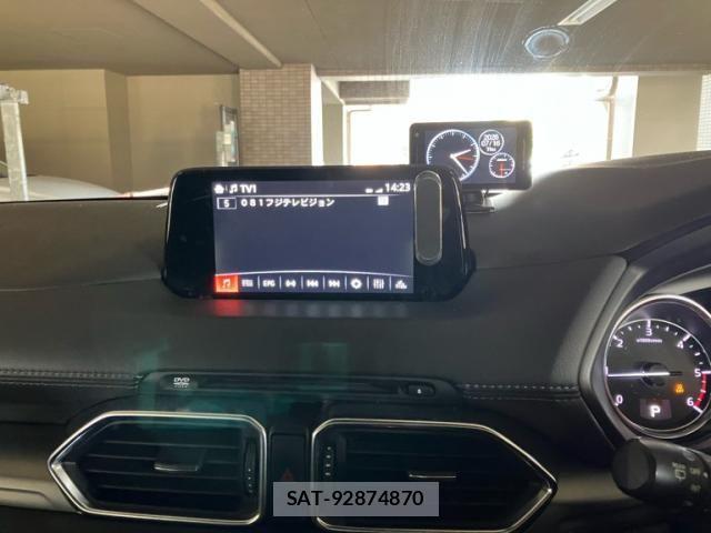 Mazda CX-8 2018-01 8073502-15