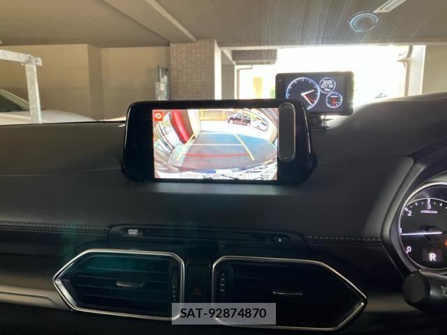 Mazda CX-8 2018-01 8073502-16