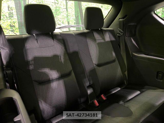 Mazda CX-8 2018-06 8073500-9