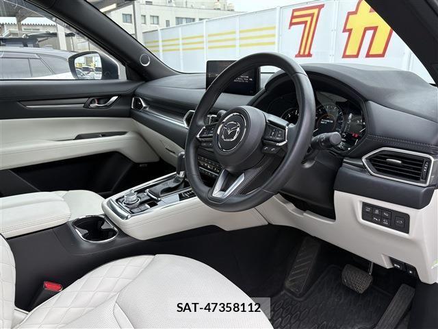 Mazda CX-8 2022-03 8129679-16