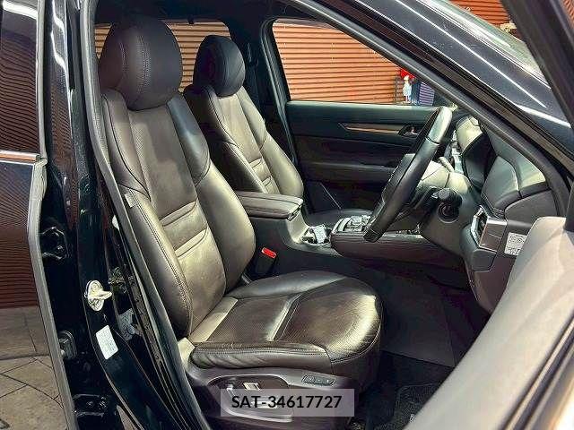 Mazda CX-8 2019-09 8145688-10