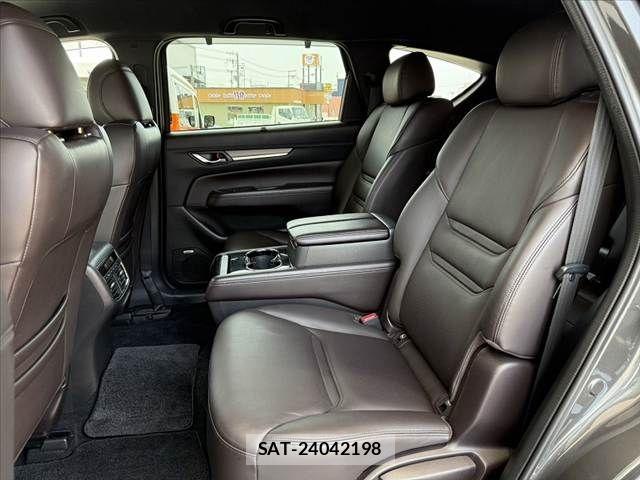 Mazda CX-8 2017-12 8145692-18