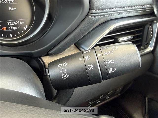 Mazda CX-8 2017-12 8145692-28
