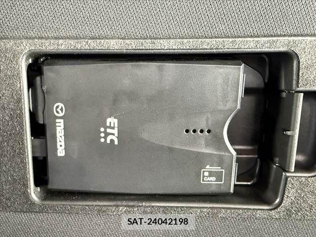Mazda CX-8 2017-12 8145692-29