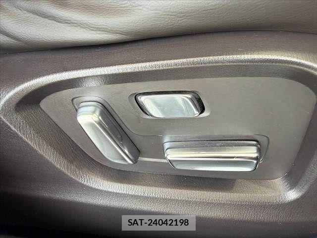 Mazda CX-8 2017-12 8145692-6