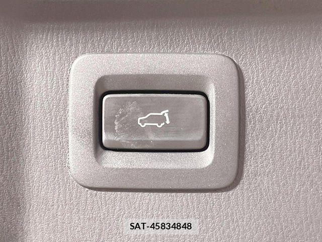 Mazda CX-8 2018-09 8145691-6