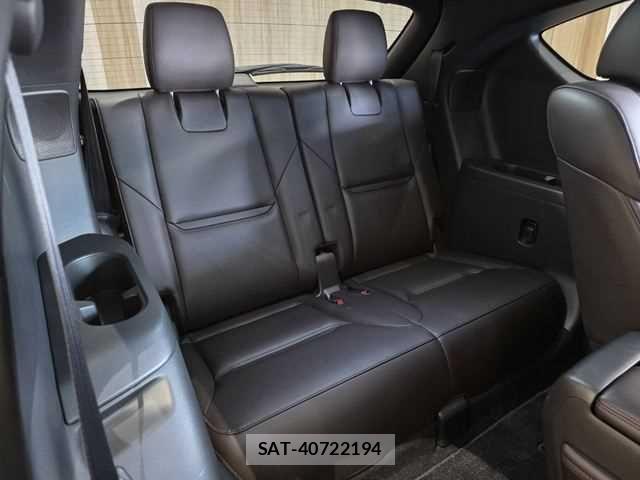 Mazda CX-8 2018-12 8207208-10