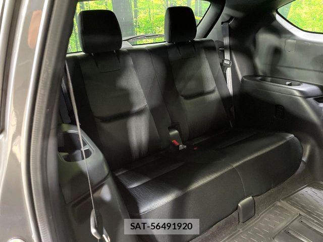 Mazda CX-8 2018-05 8207209-9