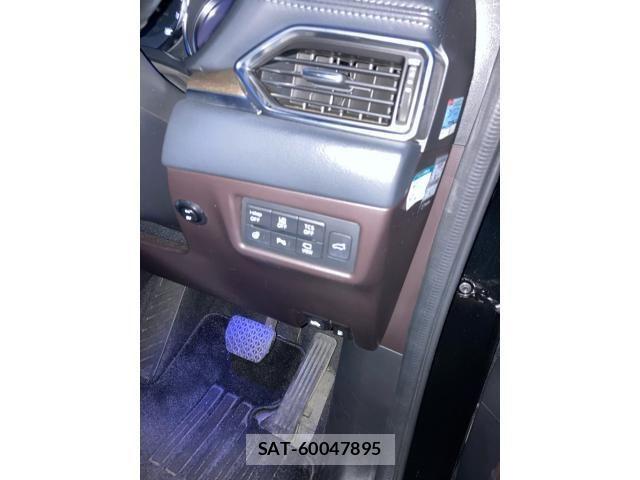 Mazda CX-8 2018-04 8229509-18