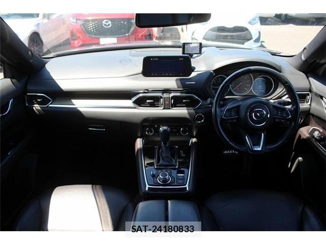 Mazda CX-8 2018-01 8245009-24