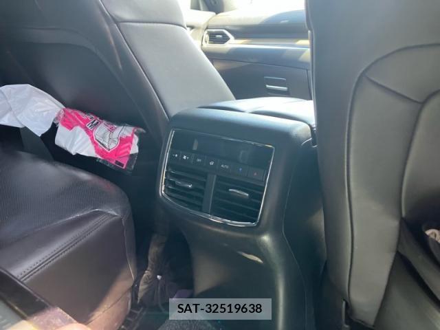 Mazda CX-8 2018-05 8245010-15