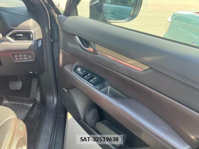 Mazda CX-8 2018-05 8245010-18