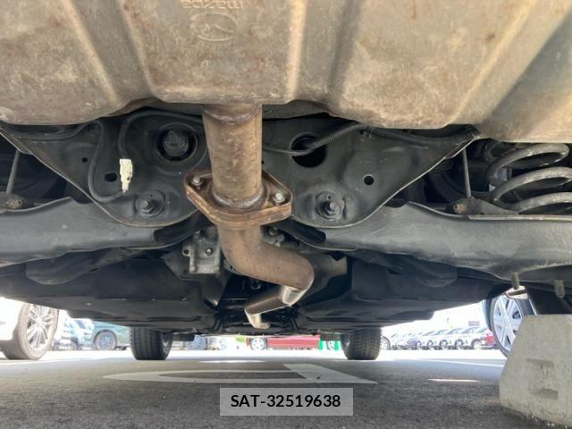 Mazda CX-8 2018-05 8245010-7