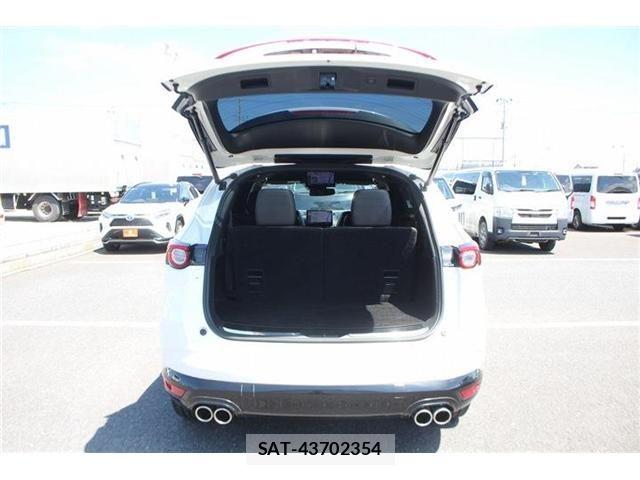 Mazda CX-8 2018-03 8335523-27