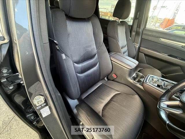 Mazda CX-8 2018-04 8354293-15