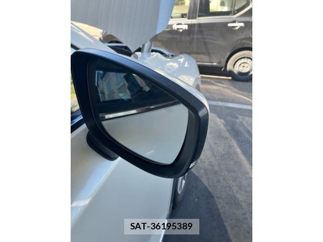 Mazda CX-8 2018-03 8411929-9