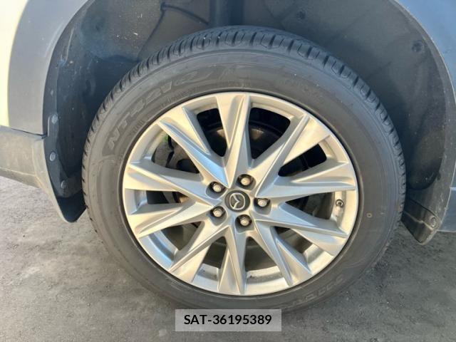Mazda CX-8 2018-03 8411929-7