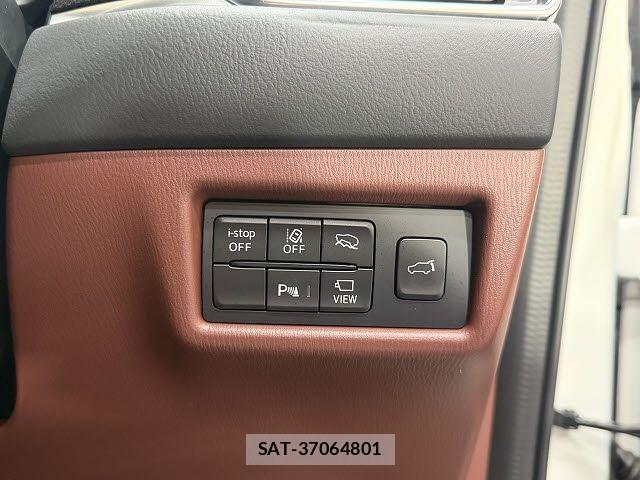 Mazda CX-8 2022-01 8411927-11