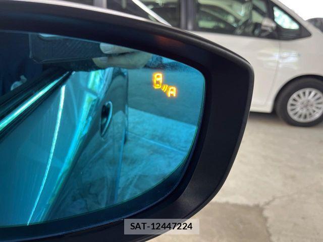 Mazda CX-8 2018-01 8561643-6