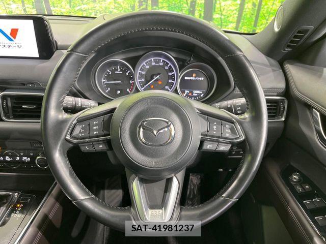 Mazda CX-8 2018-04 8626400-11
