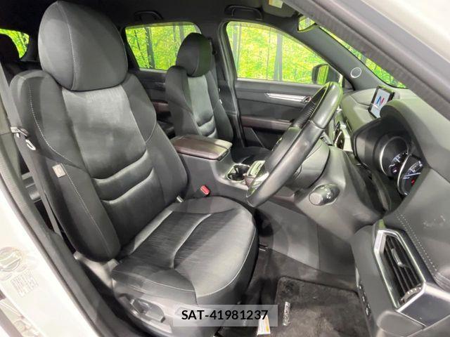 Mazda CX-8 2018-04 8626400-7
