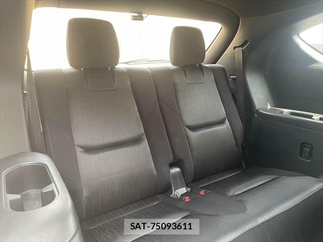 Mazda CX-8 2018-02 8626403-9