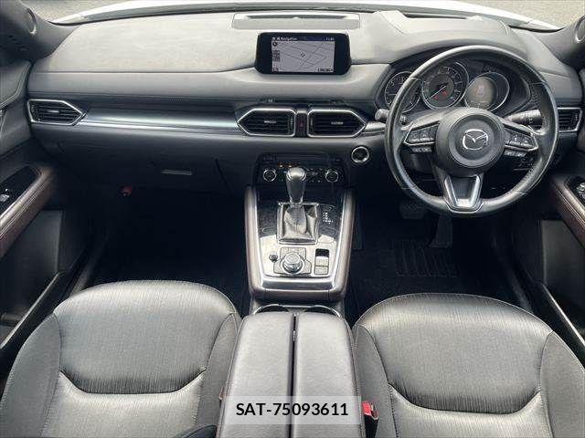 Mazda CX-8 2018-02 8626403-2