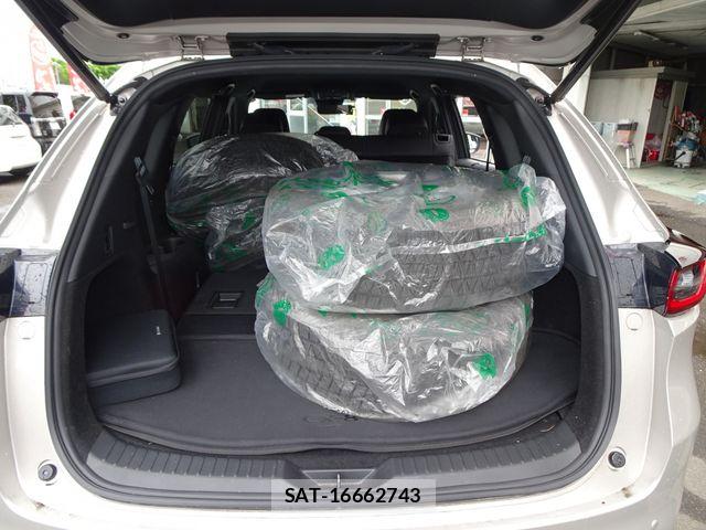 Mazda CX-8 2023-10 8658682-17