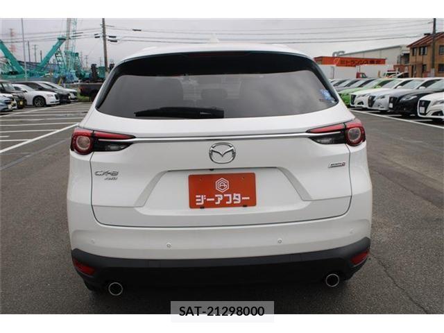 Mazda CX-8 2018-01 8666039-12