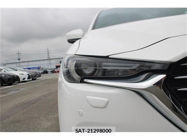Mazda CX-8 2018-01 8666039-15