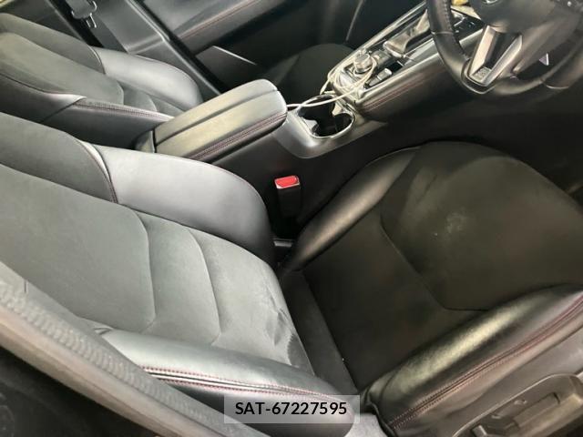 Mazda CX-8 2023-04 8741595-16