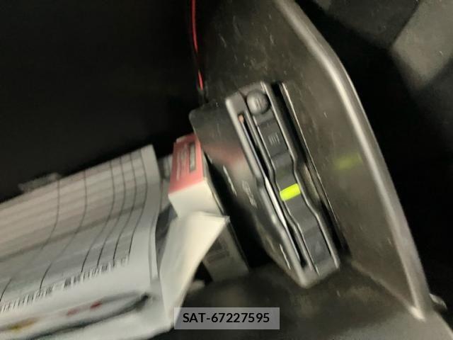 Mazda CX-8 2023-04 8741595-26