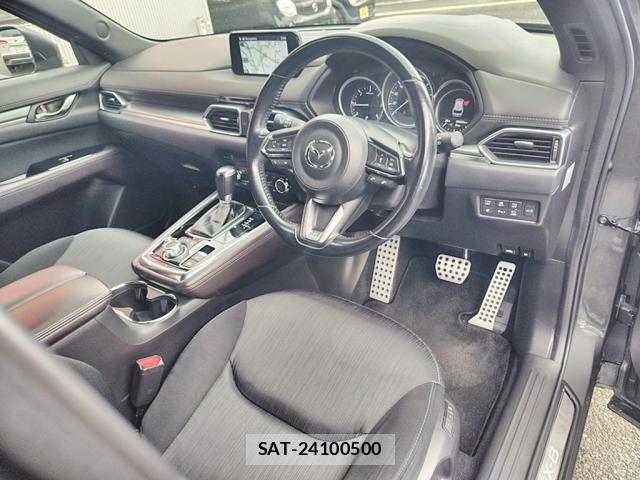 Mazda CX-8 2018-03 8828593-19