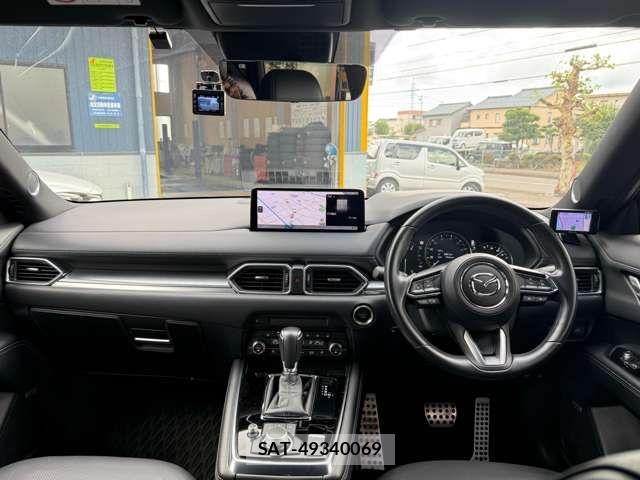 Mazda CX-8 2023-01 8879389-11