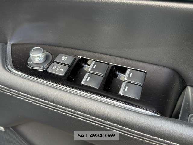 Mazda CX-8 2023-01 8879389-12