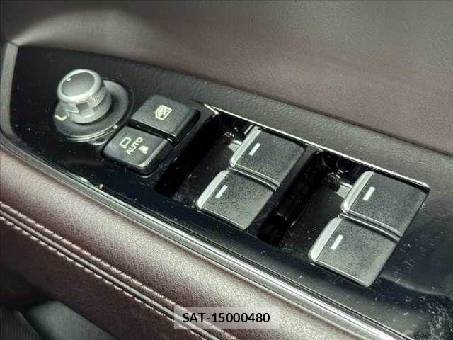 Mazda CX-8 2018-09 8879396-25