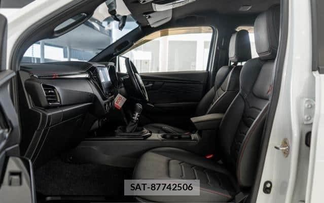Isuzu D-MAX 2024 8714943-7