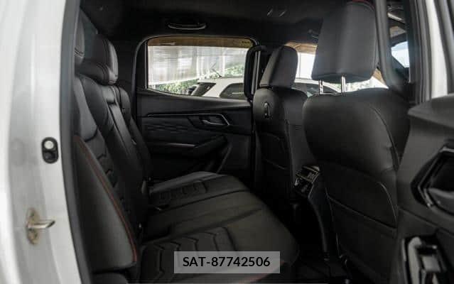 Isuzu D-MAX 2024 8714943-8