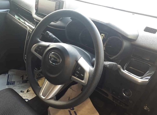 Daihatsu MOVE 2023-01 882102-6