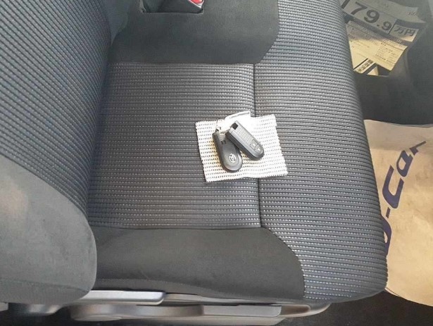 Daihatsu MOVE 2023-01 882102-7