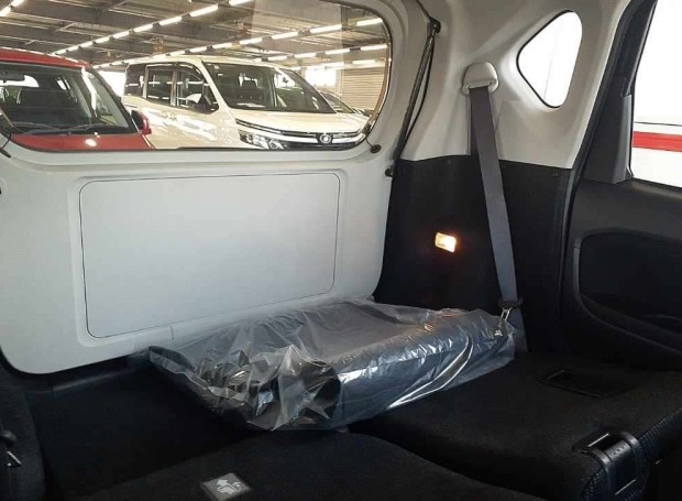 Daihatsu MOVE 2023-01 882102-8