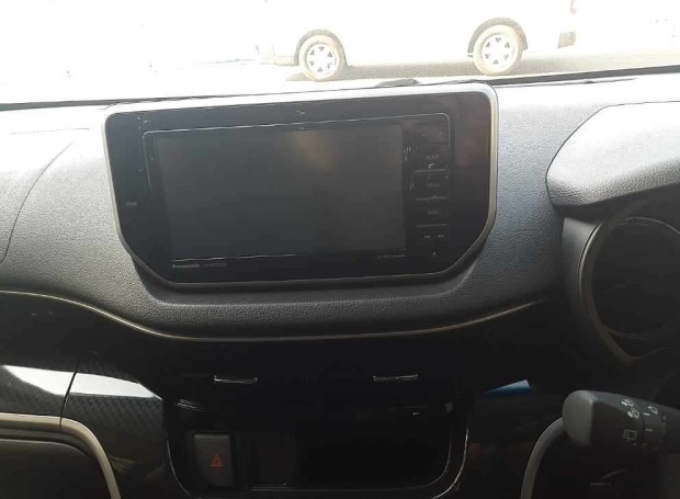 Daihatsu MOVE 2023-01 882102-9