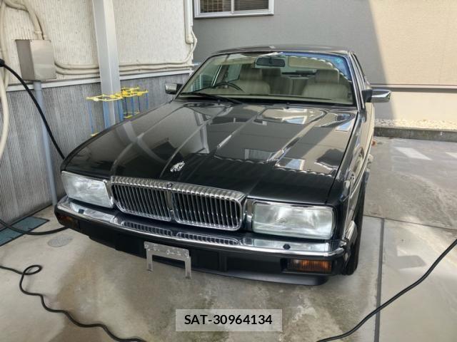 Daimler DAIMLER 1991-04 8561645-0