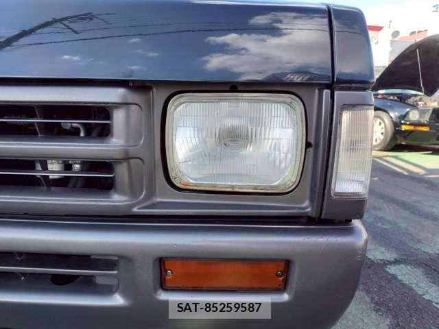Nissan DATSUN PICKUP 1994-03 3666259-17