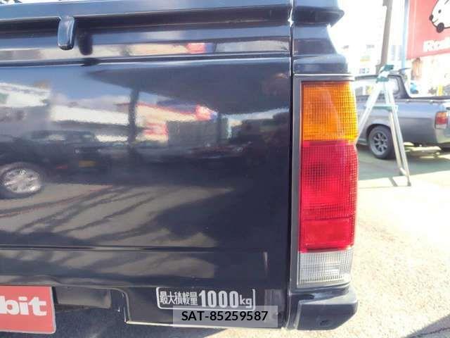 Nissan DATSUN PICKUP 1994-03 3666259-19