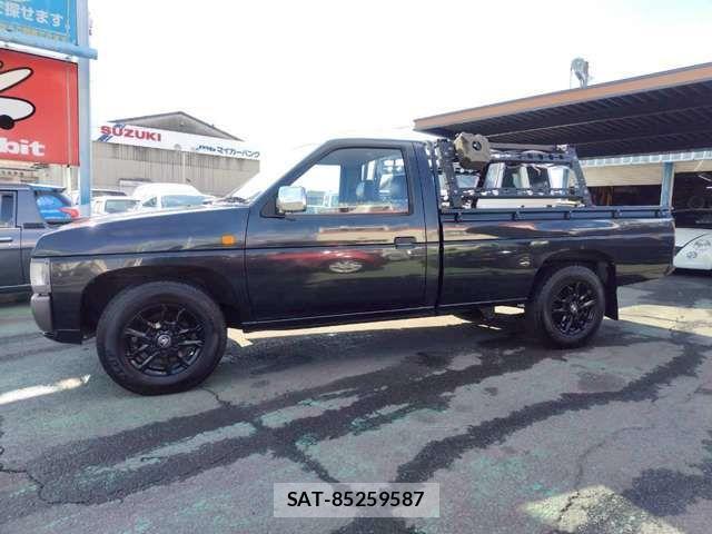 Nissan DATSUN PICKUP 1994-03 3666259-6